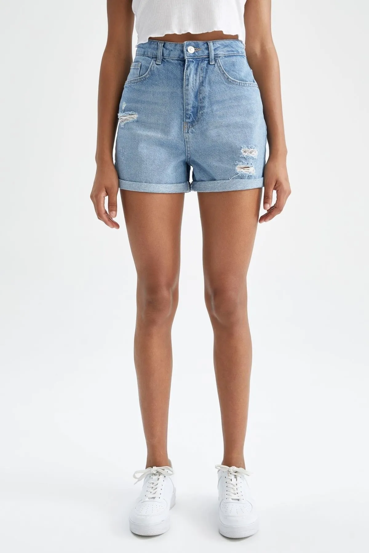 DeFacto  Mom-Fit-Jeans mit gefaltetem Bein und hoher Taille, 100 % Baumwolle