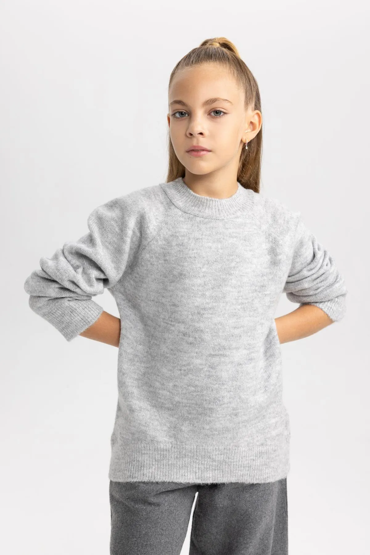 DeFacto  Pullover mit Rundhalsausschnitt für Mädchen A2294a823wn