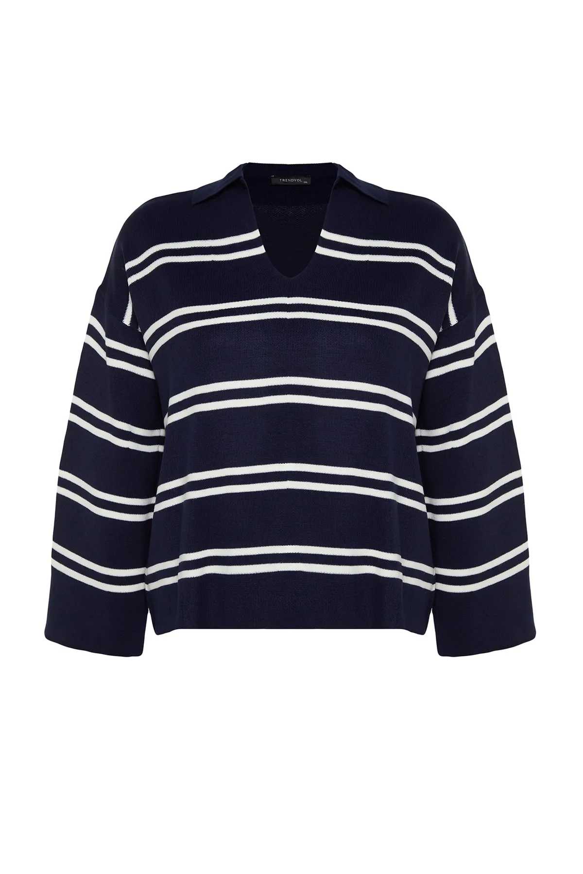 Trendyol Curve  Marineblauer gestreifter Strickpullover TBBAW24AN00013