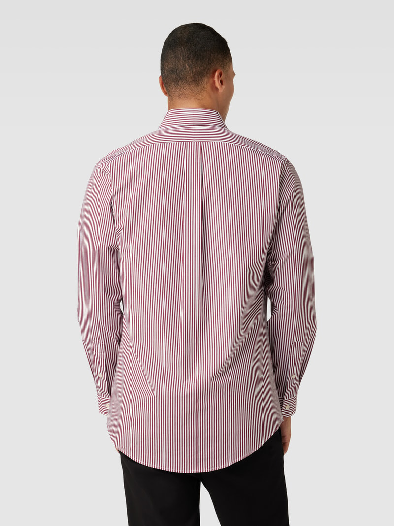 Custom Fit Freizeithemd mit Streifenmuster in bordeaux rot