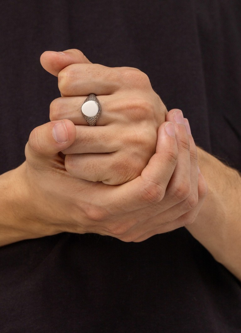 Buddha to Buddha  Ellen Signet ring van zilver