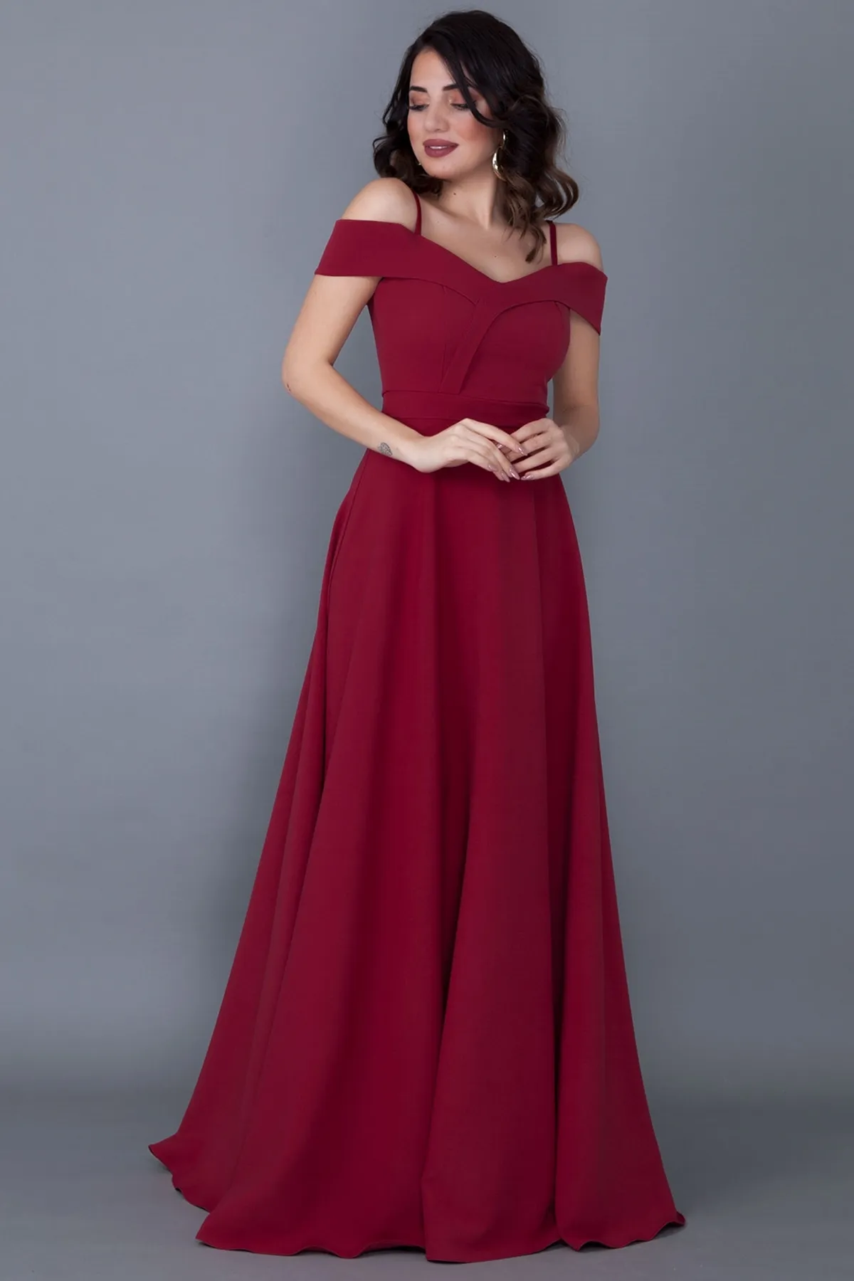 lovebox  Trägerloses, schulterfreies, zweireihiges Abendkleid in Maxilänge in Weinrot in Übergröße, Abendkleid 342