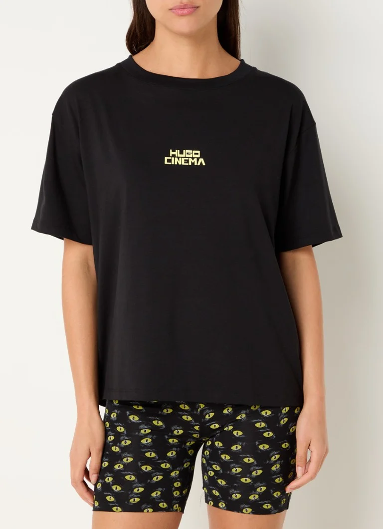Set de pijamale HUGO BOSS Noctuni format din 3 piese cu mască de somn.
