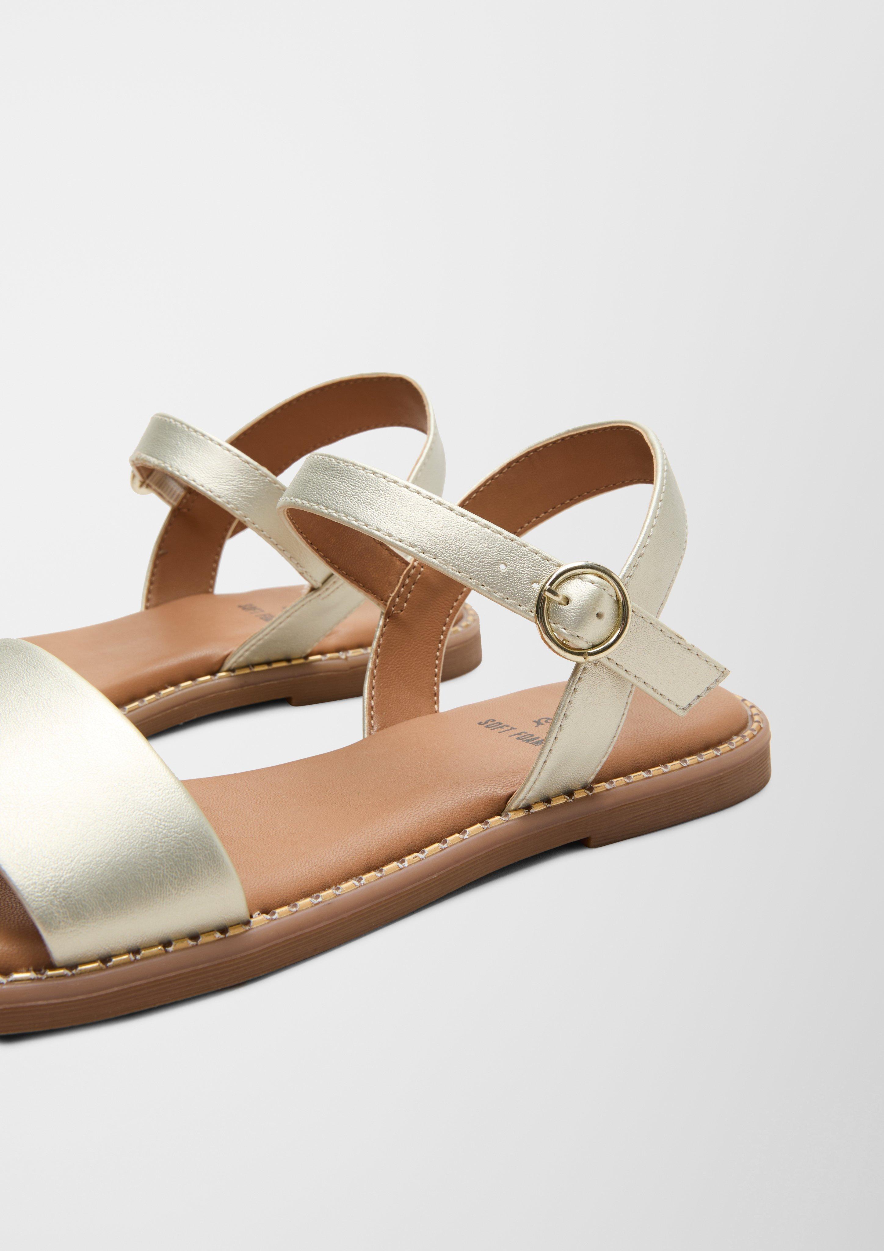 Sandalen mit Glanz-Optik  6007707-934