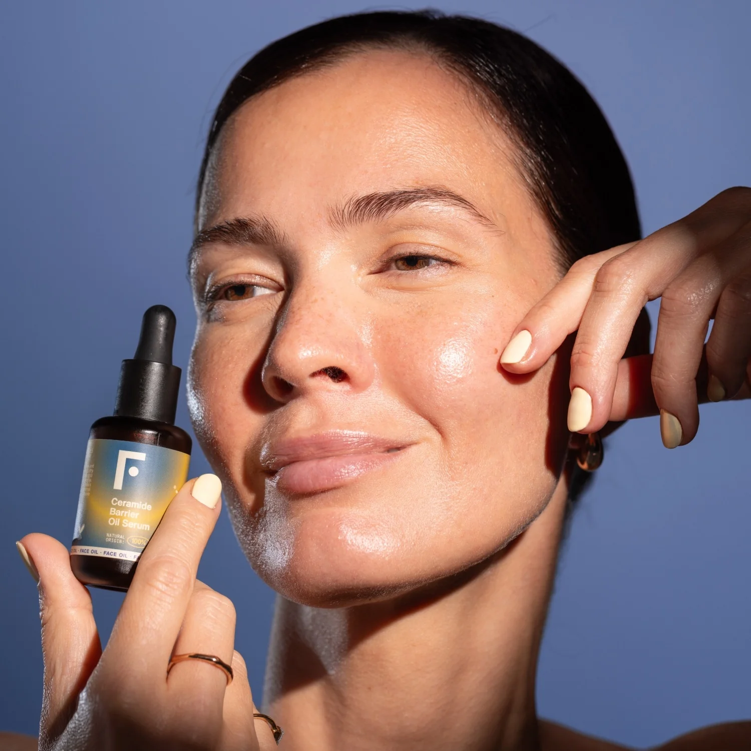 Serum s ceramidnim zaščitnim oljem - olje za obraz z globalnim učinkom, olje za obraz proti gubam, serum za obraz z globalnim učinkom, serum za obraz proti gubam