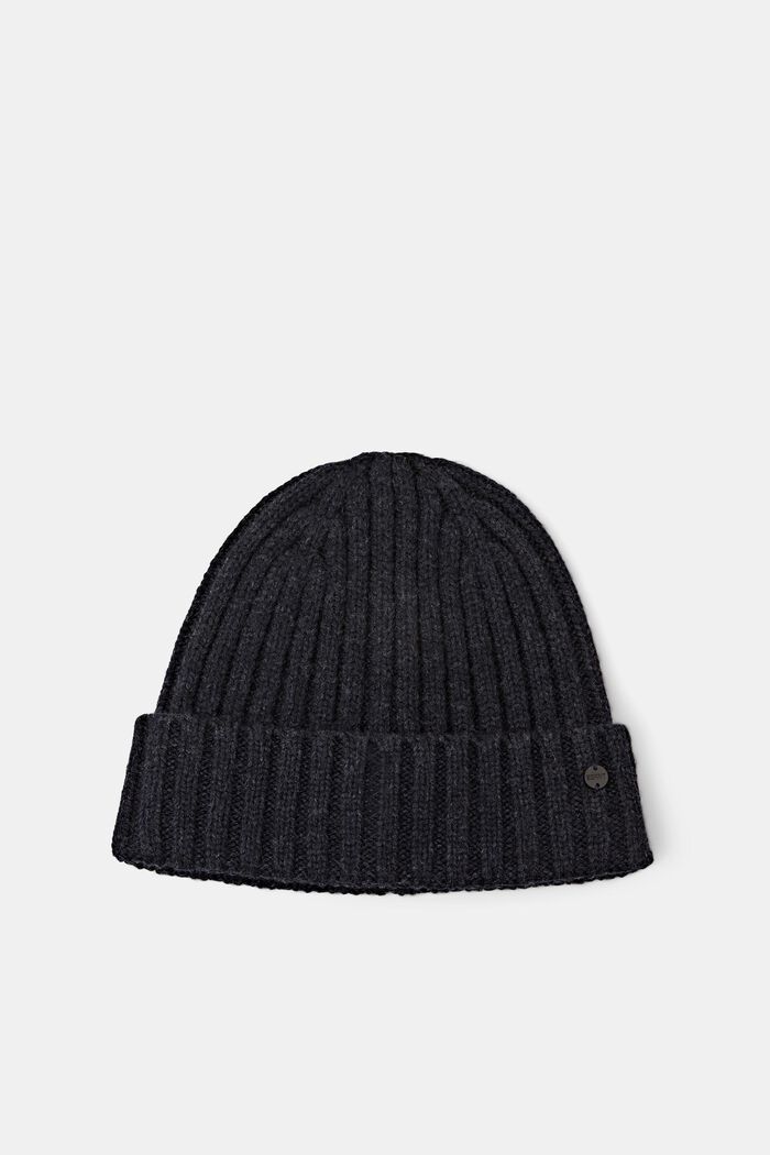 Beanie aus grobem Rippstrick