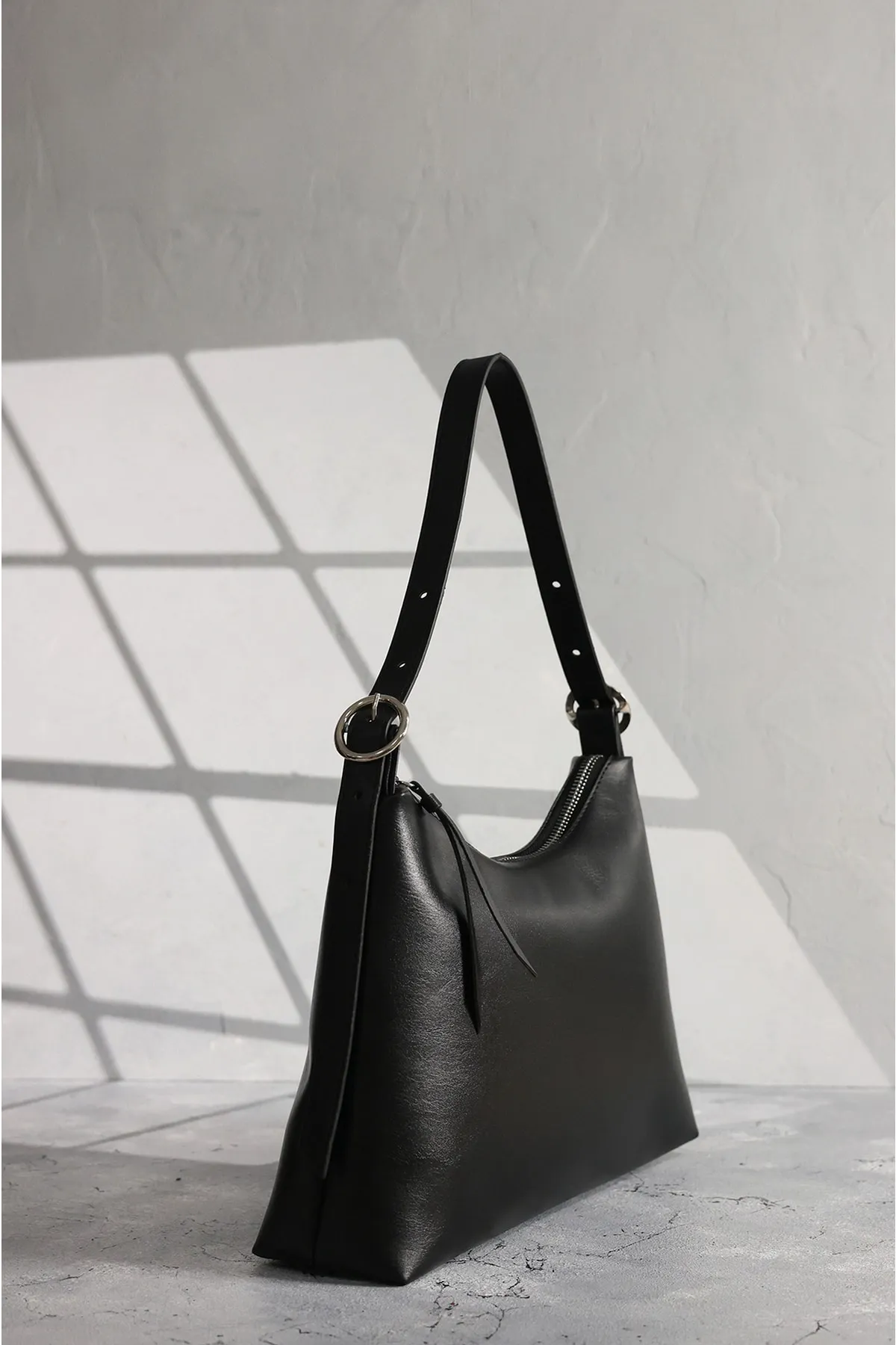 Rimense  Schwarze Hand- und Schultertasche
