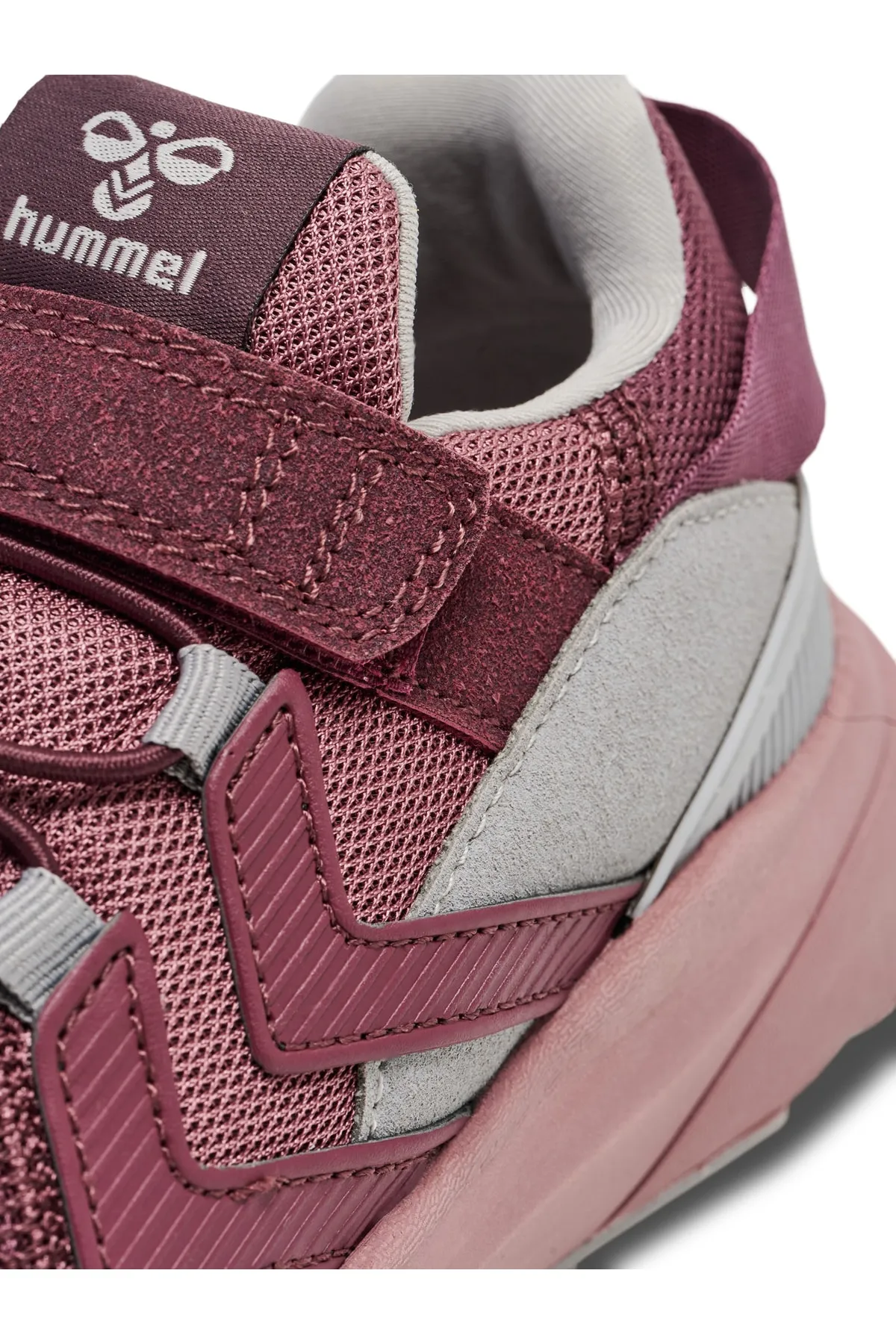 hummel  REACH 300 RECYCLED JR