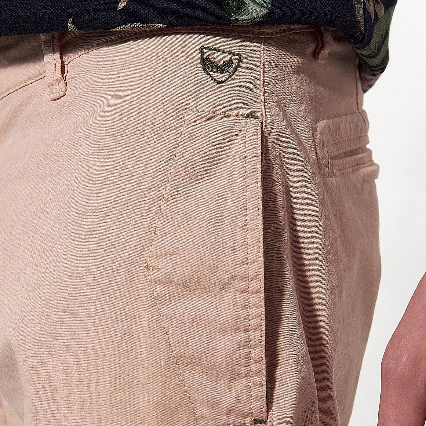 SABER  Short rose Homme