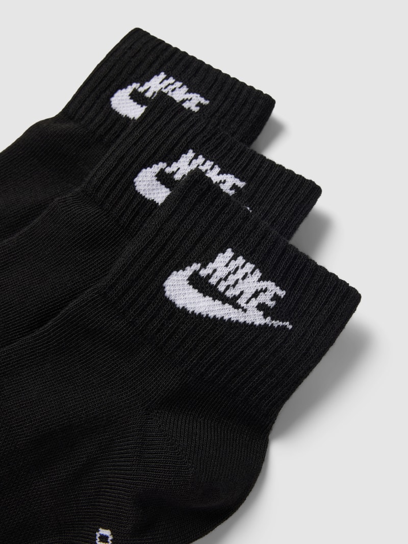 Socken im 3er-Pack in schwarz
