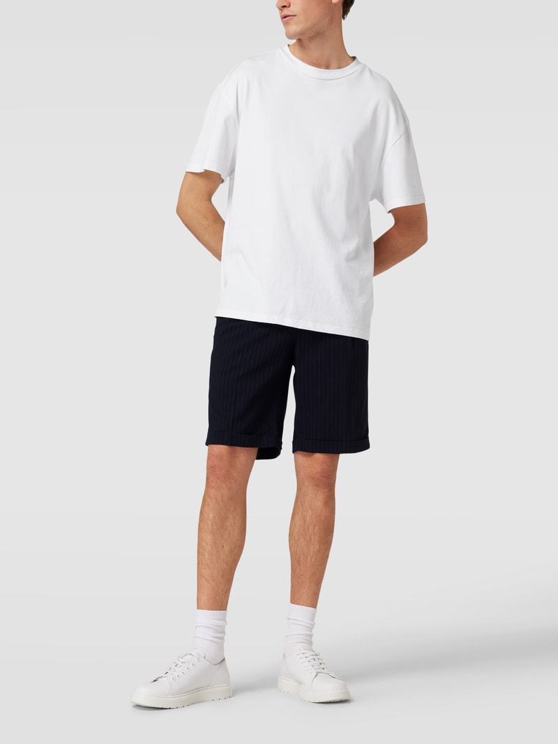 Shorts mit Streifenmuster in marineblau