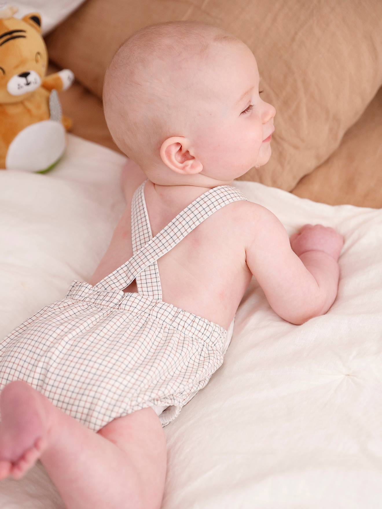 Vertbaudet Baby Latzhose, Retro-Chic - wollweiß