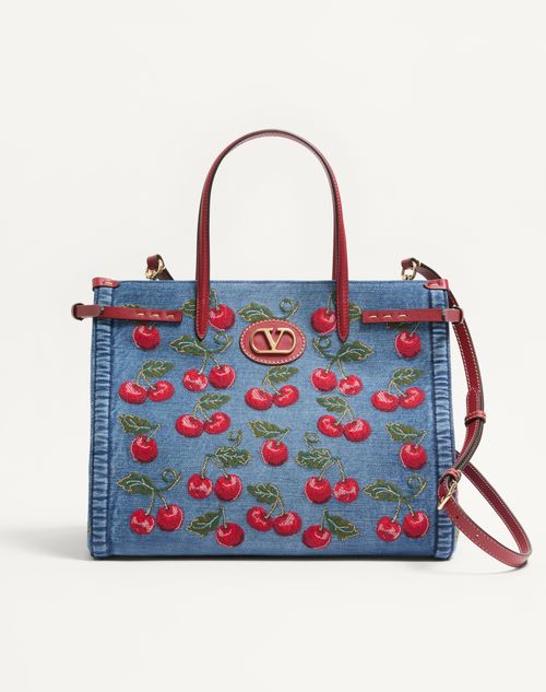 Bolsa de compras média Valentino Garavani Antibes em denim com bordado Cherryfic