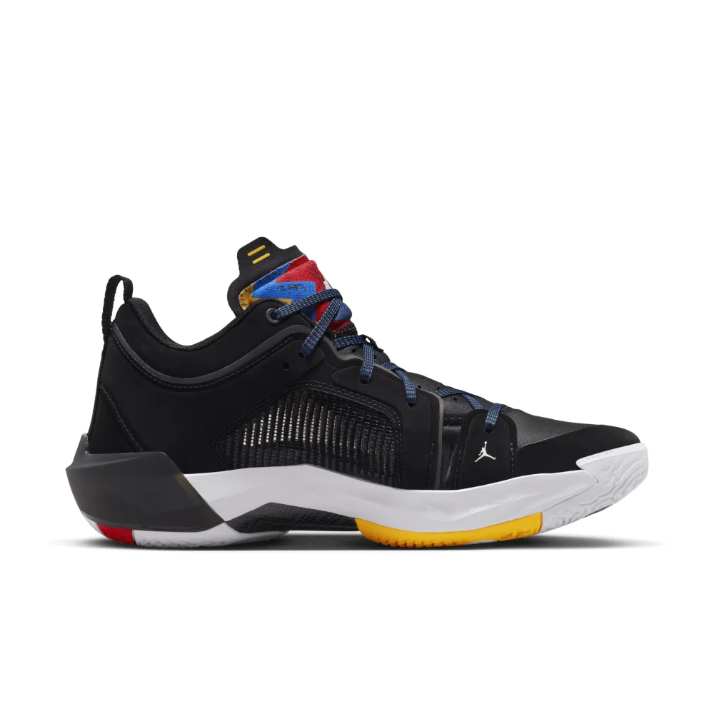 NIKE JORDAN XXXVII Low Air 37 DQ4122-061 / schwarz