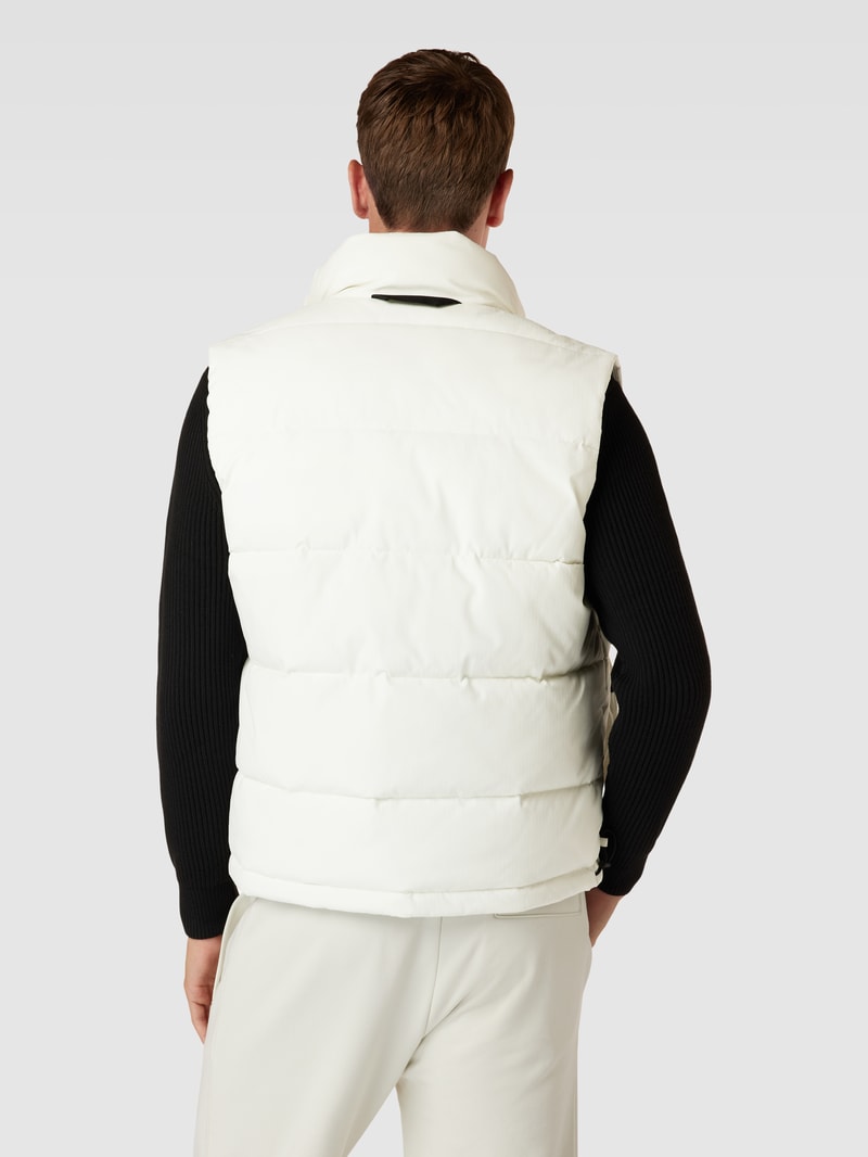 Steppweste mit Label-Patch Modell 'Baltino' in offwhite