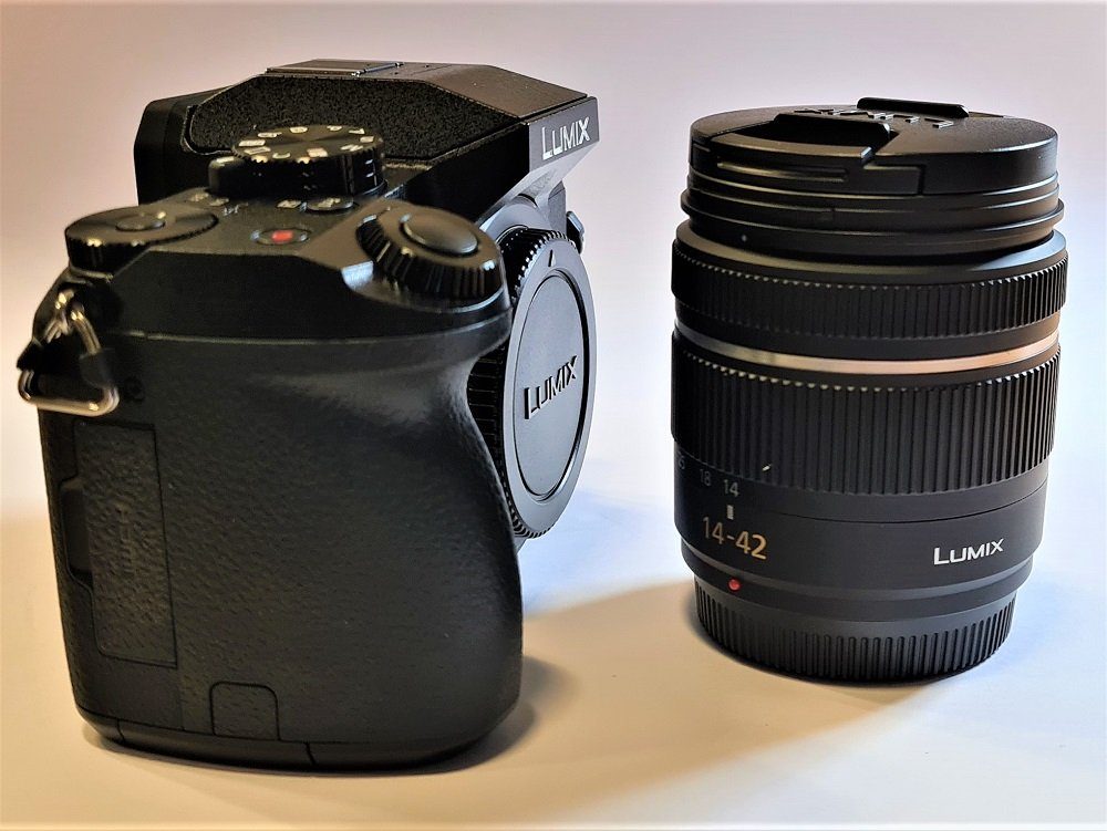 Panasonic LUMIX DMC-G70 + 14-42 mm Systemkamera