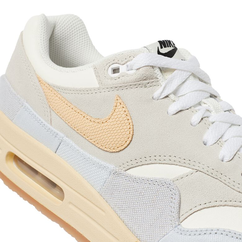 NIKE Wmns Air Max 1 Crepe 