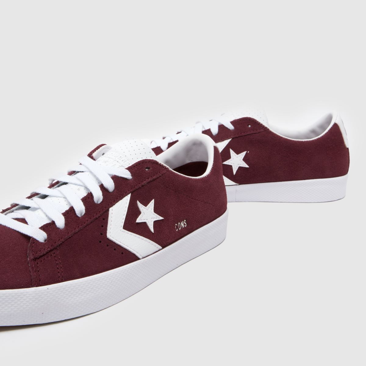 Converse – PL Vulc Pro – Vita och vinröda sneakers