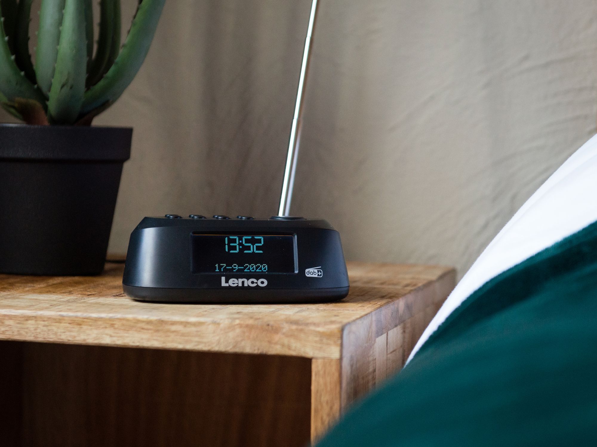 Lenco CR-605BK Radio mit DAB+