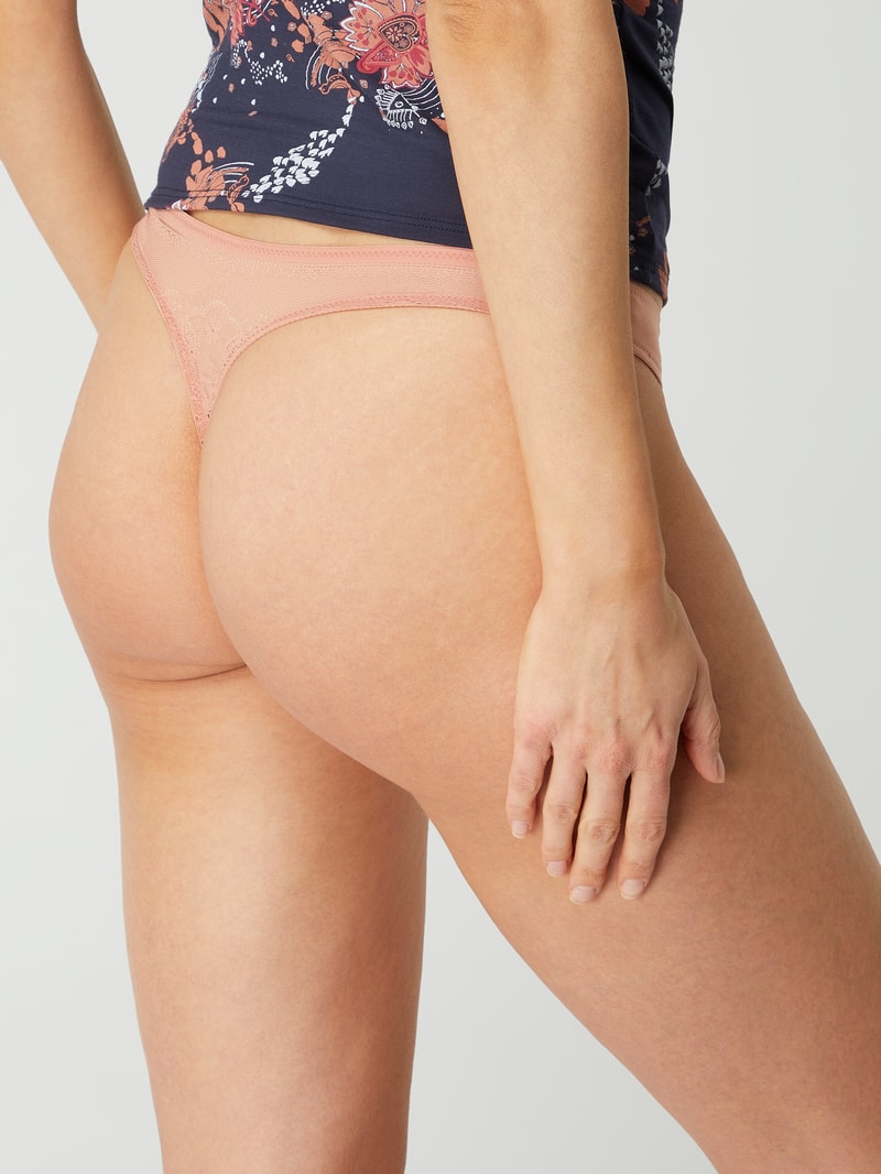 Slip mit Spitzeneinsatz Modell 'INVISIBLE LACE' in beige