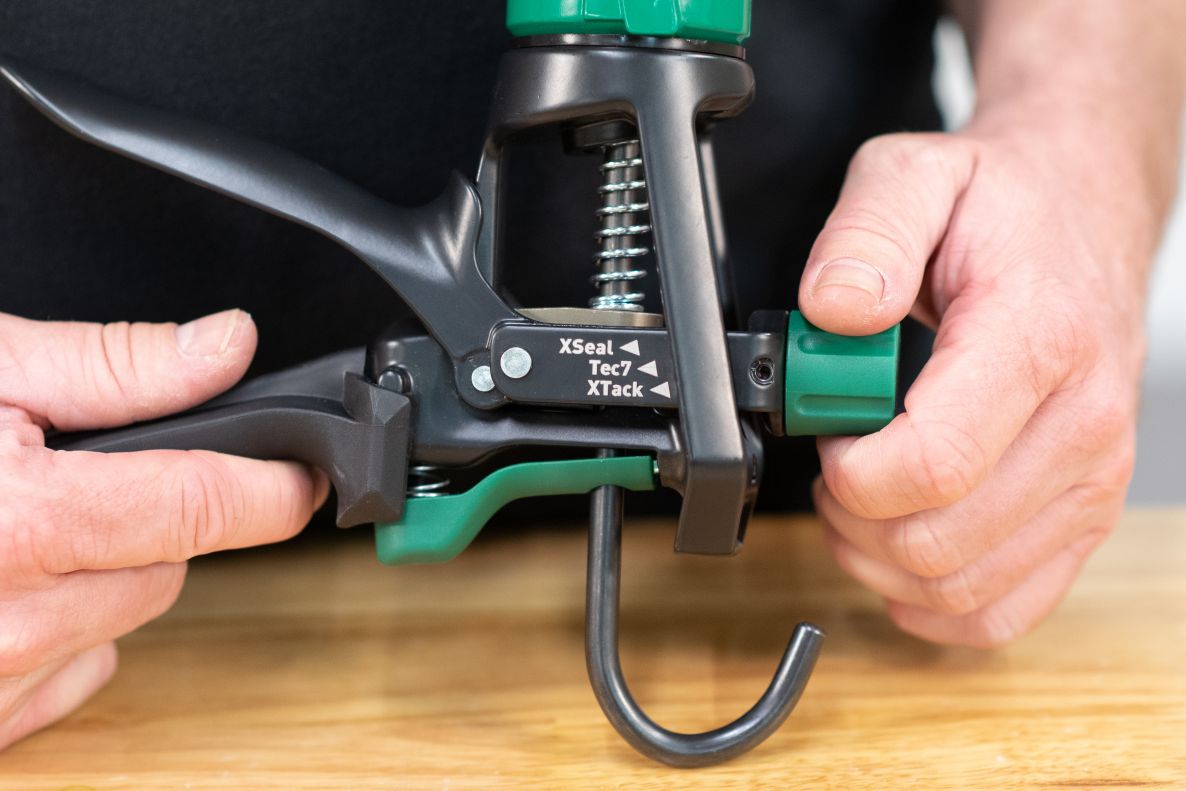 TEC7 Multigun Caulking Gun for Cartridges