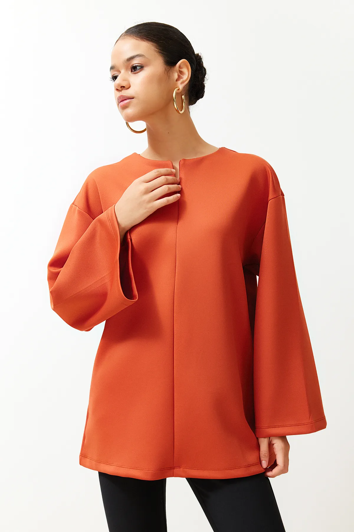 Trendyol Modest  Kachelförmiger Frontreißverschluss, detailliertes, stilvolles Taucher-/Scuba-Strick-Sweatshirt TCTSS24UK00032