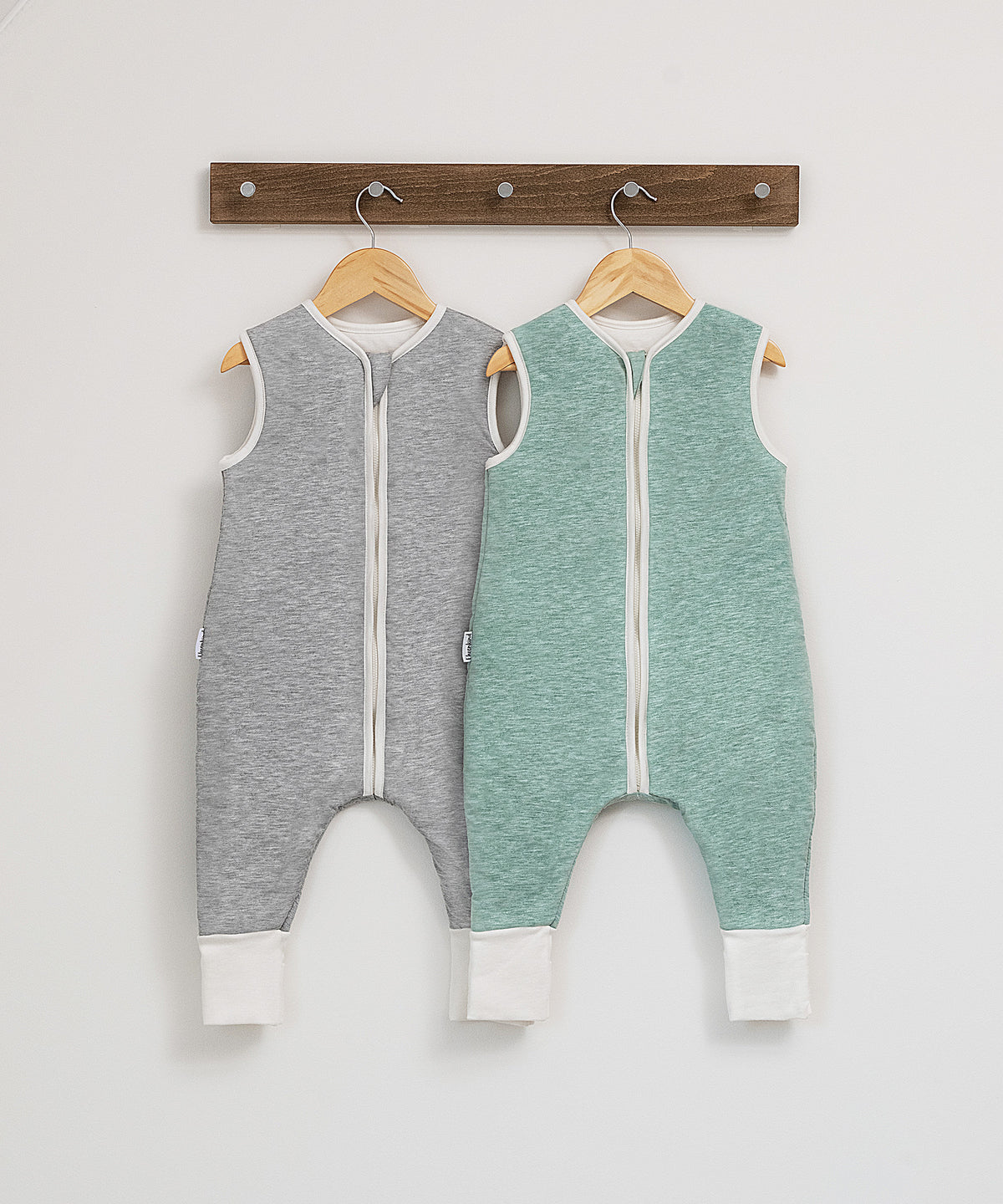 Baby-Schlafsack mit Beinen und Wollfüllung