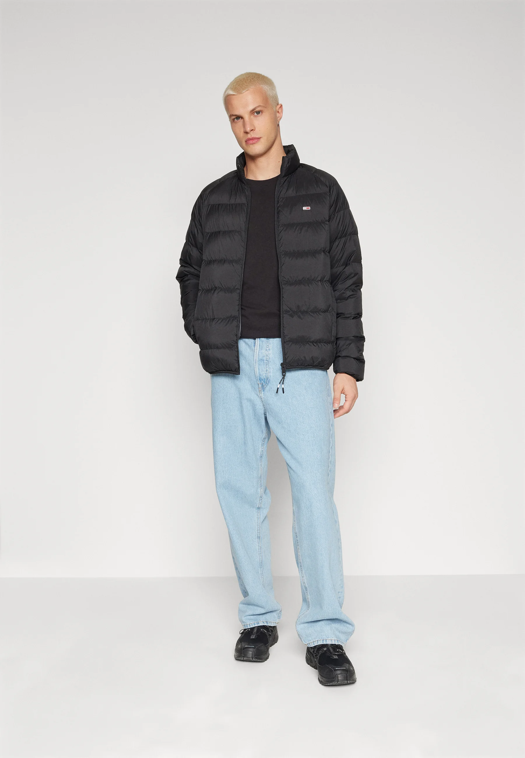 Chaqueta esencial Tommy Jeans - Chaqueta de plumas