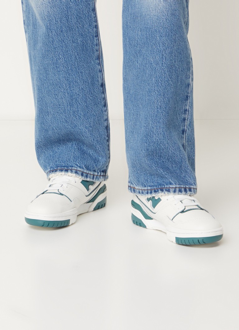 New Balance 550 kedas ar logotipu