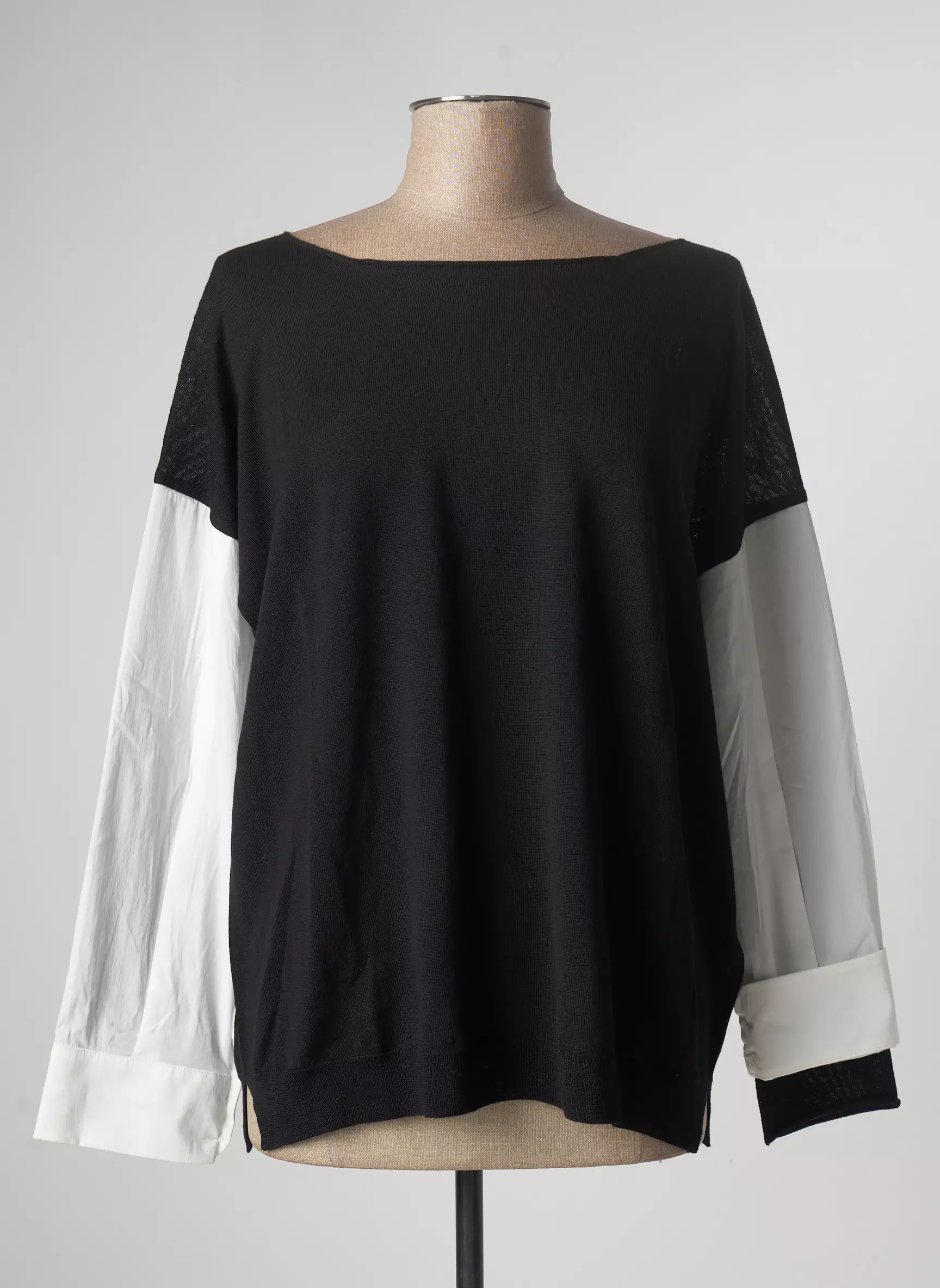 Pier Antonio Gaspari Pulls Femme couleur noir