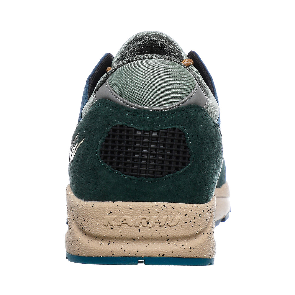 Karhu Aria 95 F803105 / schwarz