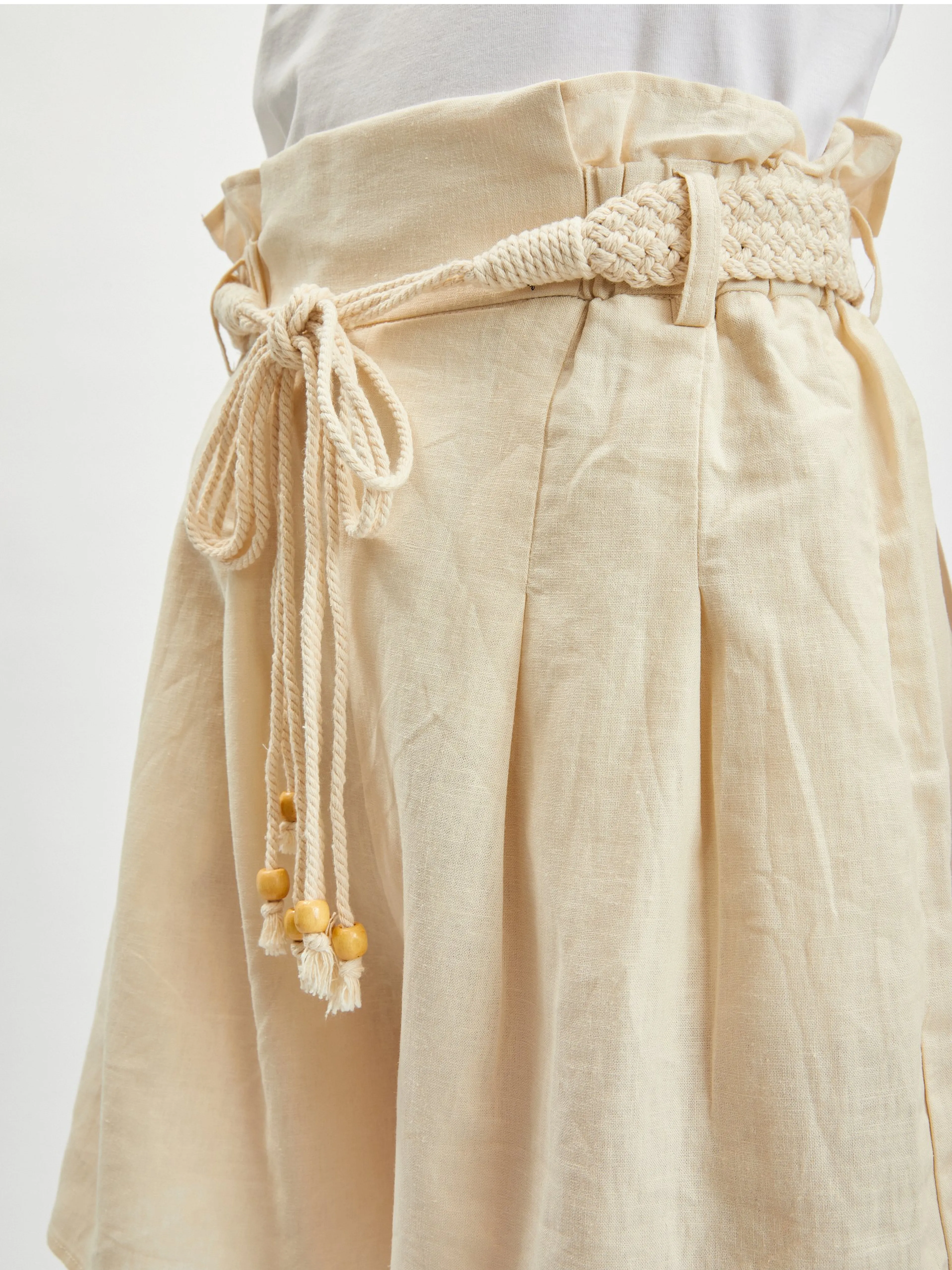 Beigefarbene Damen-Leinen-Shorts ORSAY