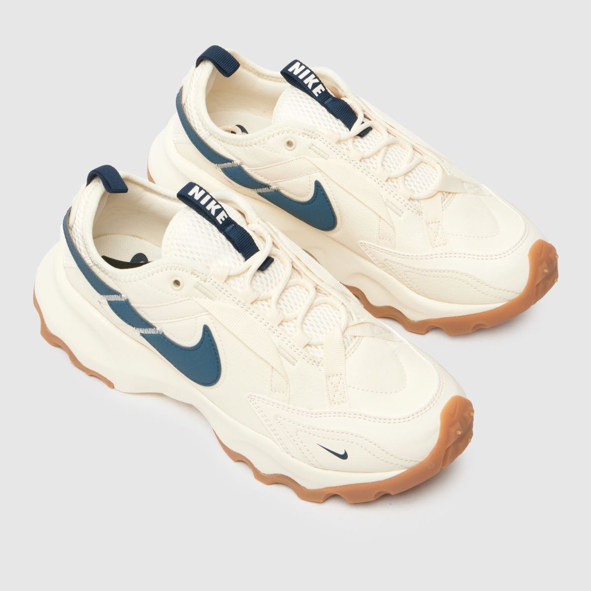 Nike TC 7900 sportcipő bézs színben