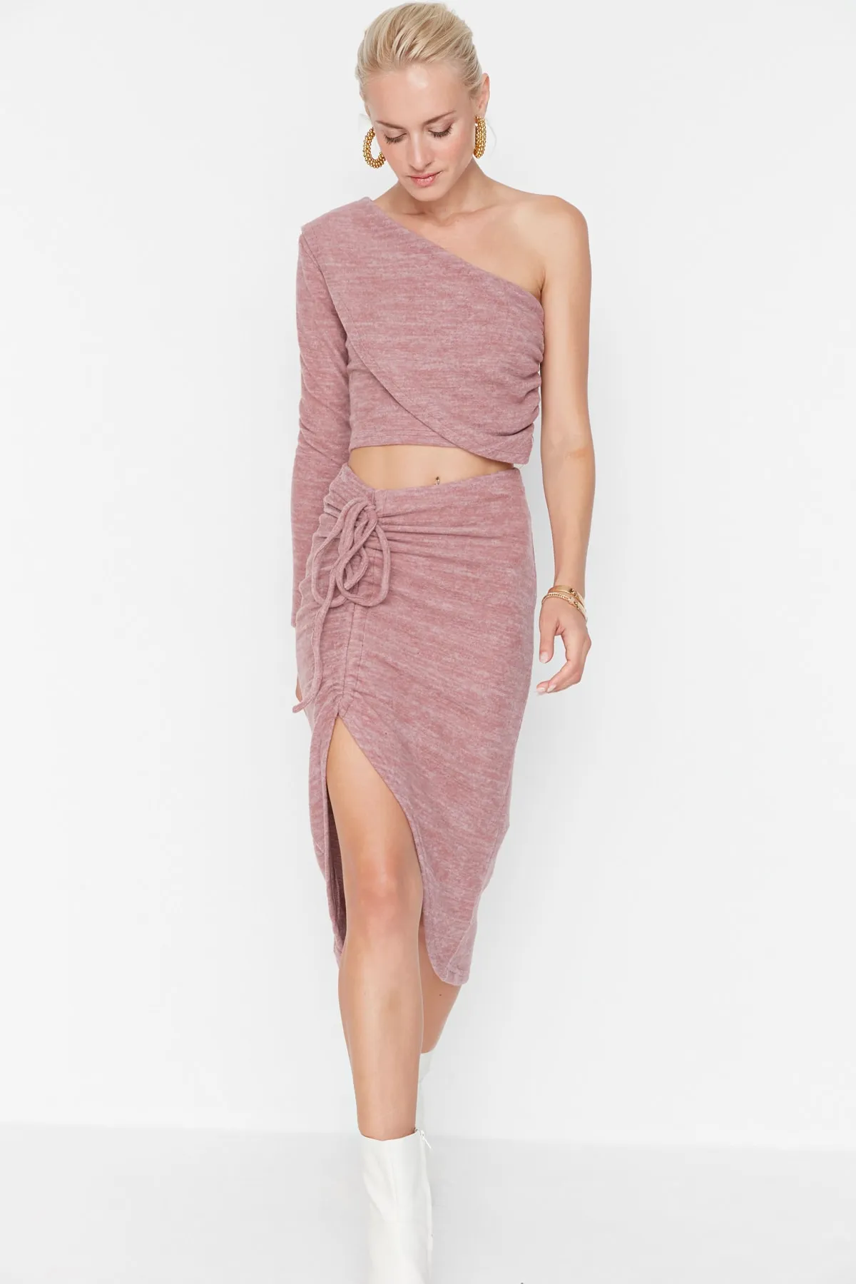 Trendyol Collection  Weiches Strickoberteil und -unterteil-Set „Dried Rose“ TWOAW23AU00109