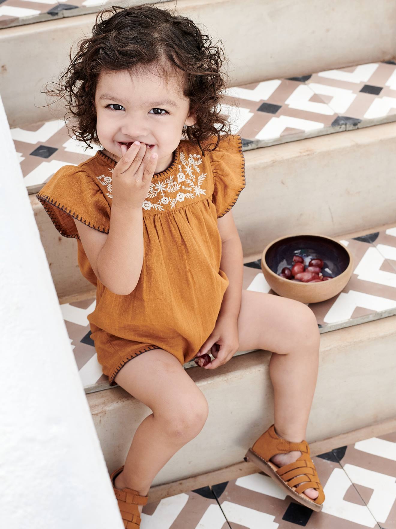 Combishort bébé brodé caramel