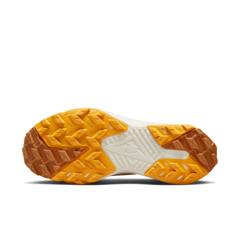 Nike Terra Kiger 9 DR2694-800 / orange