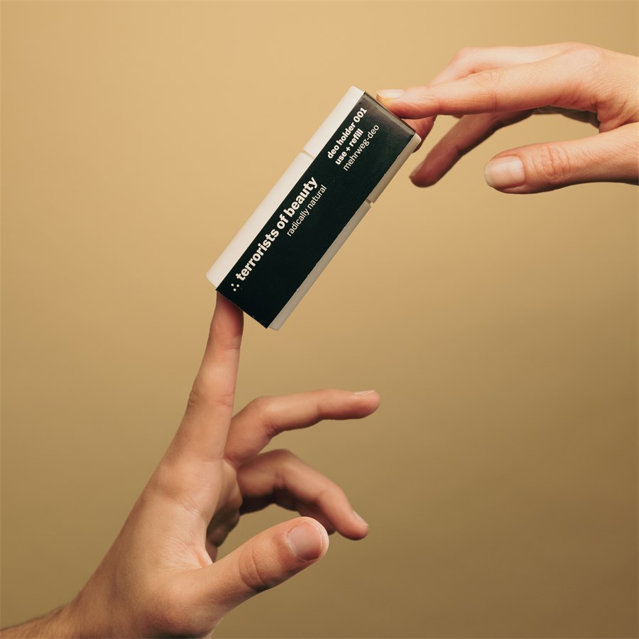 Deo Holder 001 Use + Refill