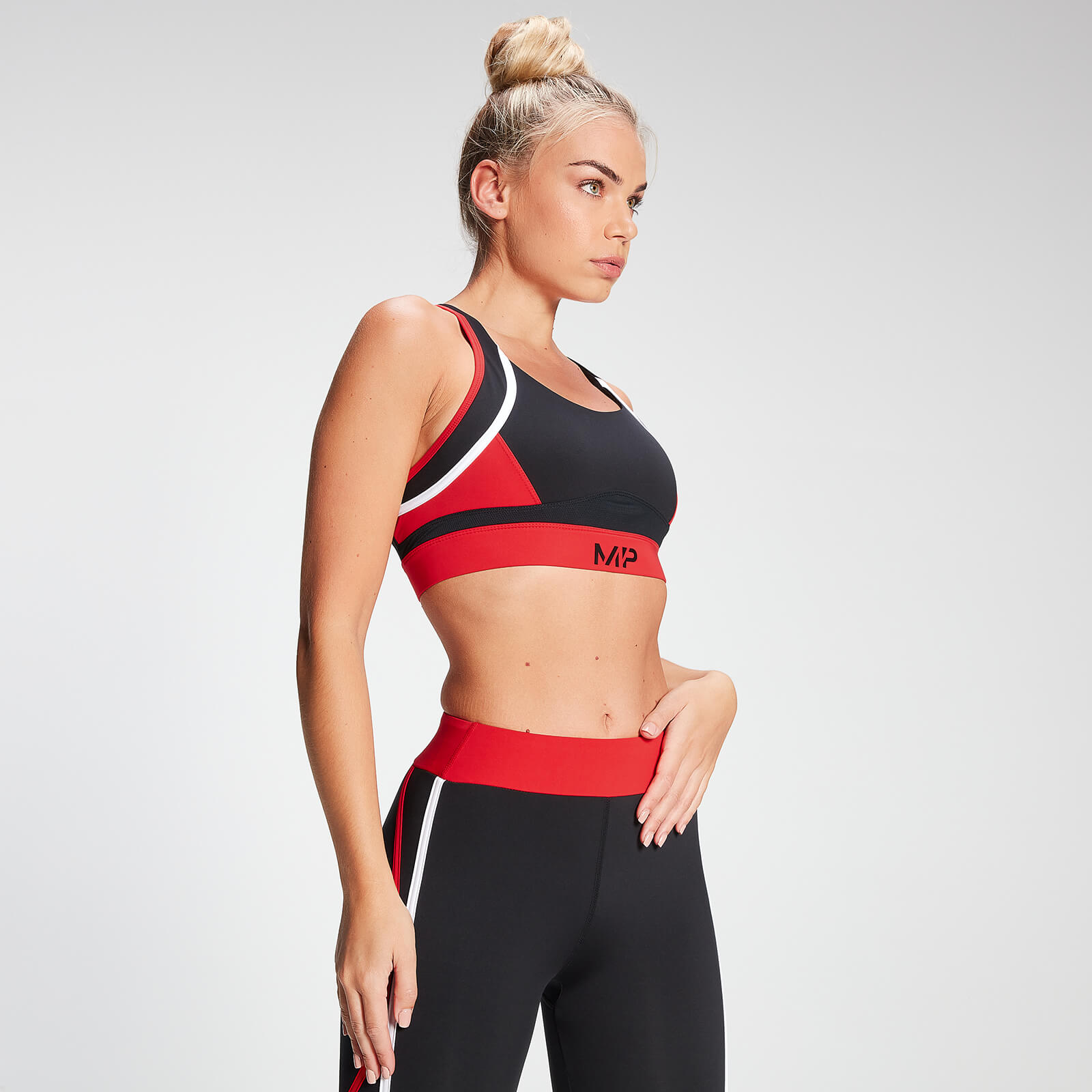 Brassière de sport colour-block convertible MP Engage pour femmes – Noire/Rouge danger