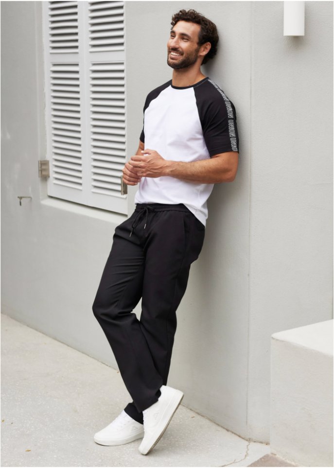 Loose Fit Chino-Schlupfhose aus recyceltem Polyester, Straight