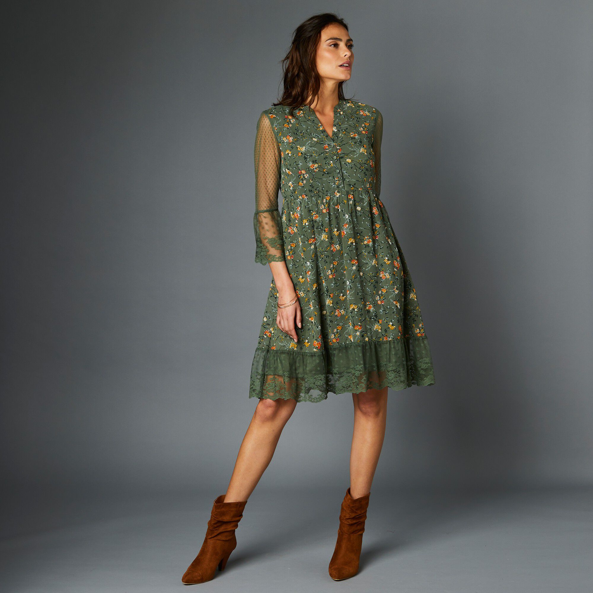 Robe dentelle manches 3/4 imprimée