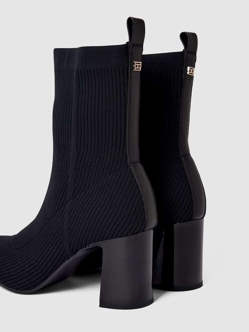 Sock Boots mit Logo-Detail Modell 'FEMININE ESSENTIAL' in schwarz