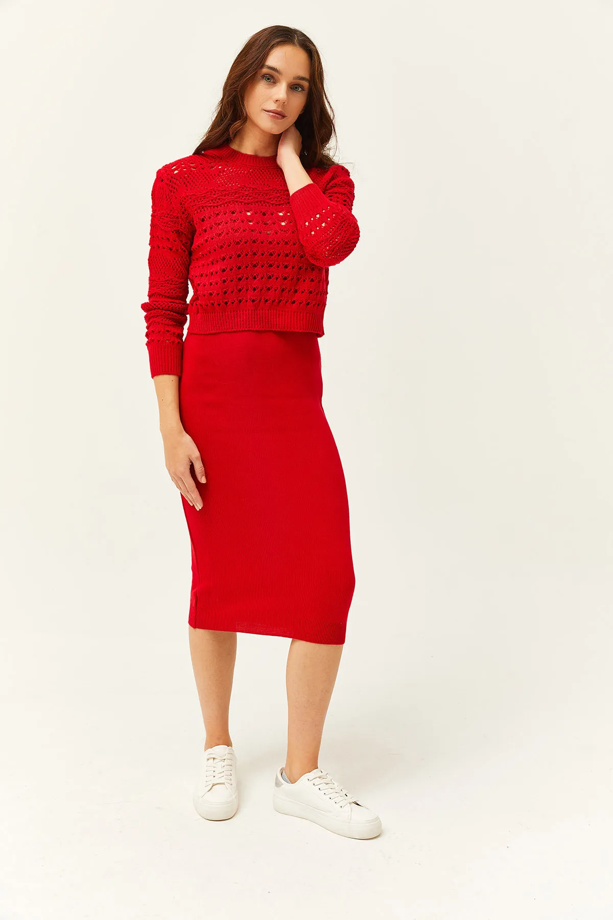 Olalook  Rotes Strickkleid mit dünnen Trägern für Damen, durchbrochener Pulloveranzug TKM-19000241