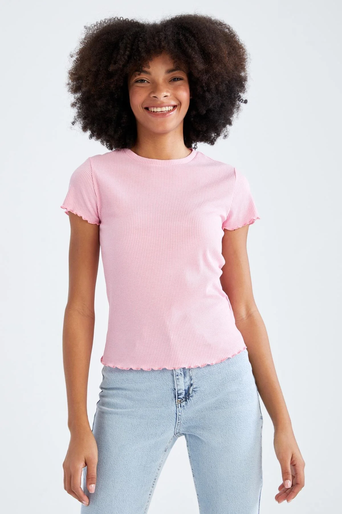 DeFacto  Slim Fit Kurzarm-T-Shirt mit Rundhalsausschnitt K7064az22sm