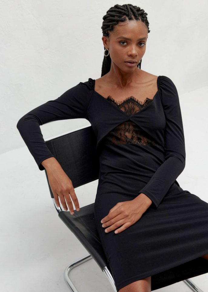 Kurzes Kleid mit Spitze