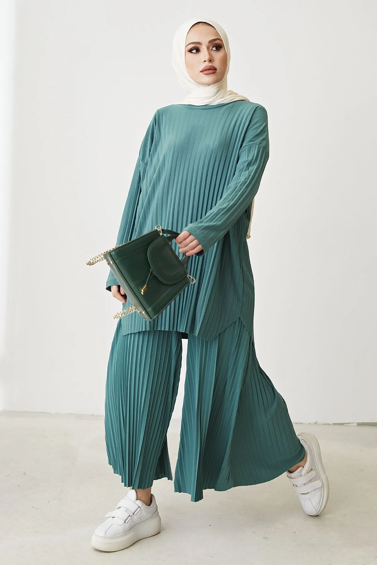 InStyle  Mila Faltenhosen-Tunika-Doppelset – Petrolgrün