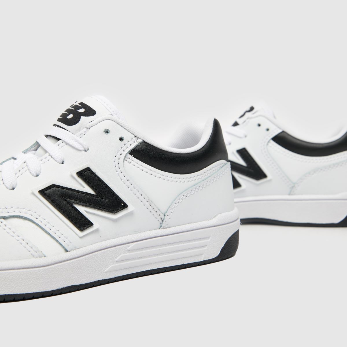 New Balance fehér és fekete 480 Junior cipők