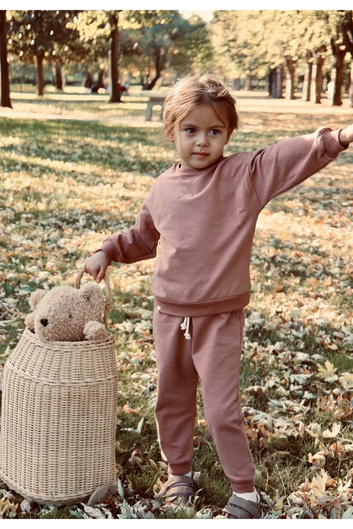 Cigit  Basic Karyoka Detailliertes Sweatshirt-Set, Alter 3–8, Puderrosa