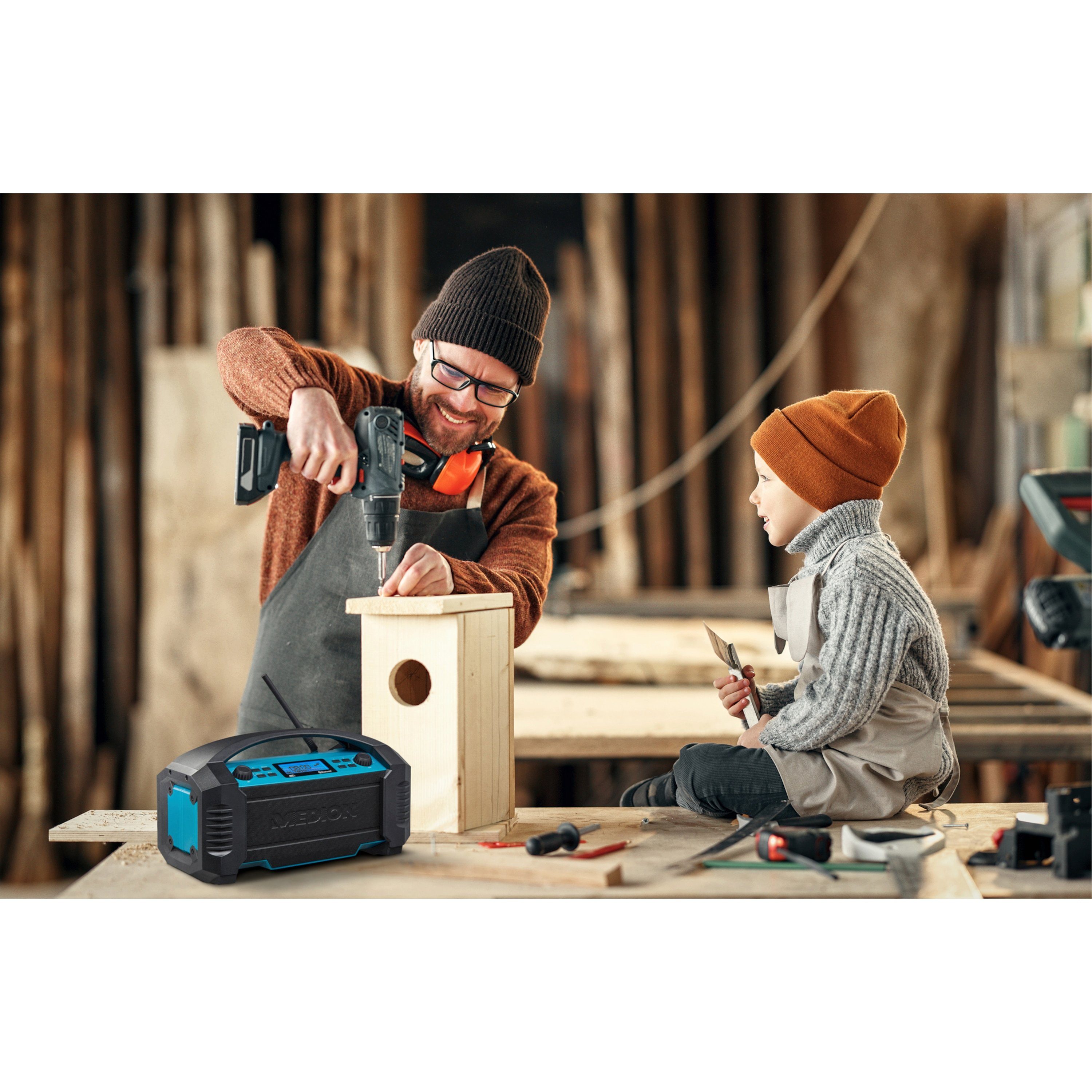 Medion® E66050 DAB+/PLL Bluetooth 5.0 Li-Ion Akku 15W RMS blau Baustellenradio (AM/FM, DAB+, MW/UKW, 15 W, MD43320)