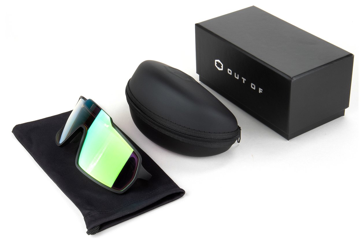OUTOF Bot Black / E-green