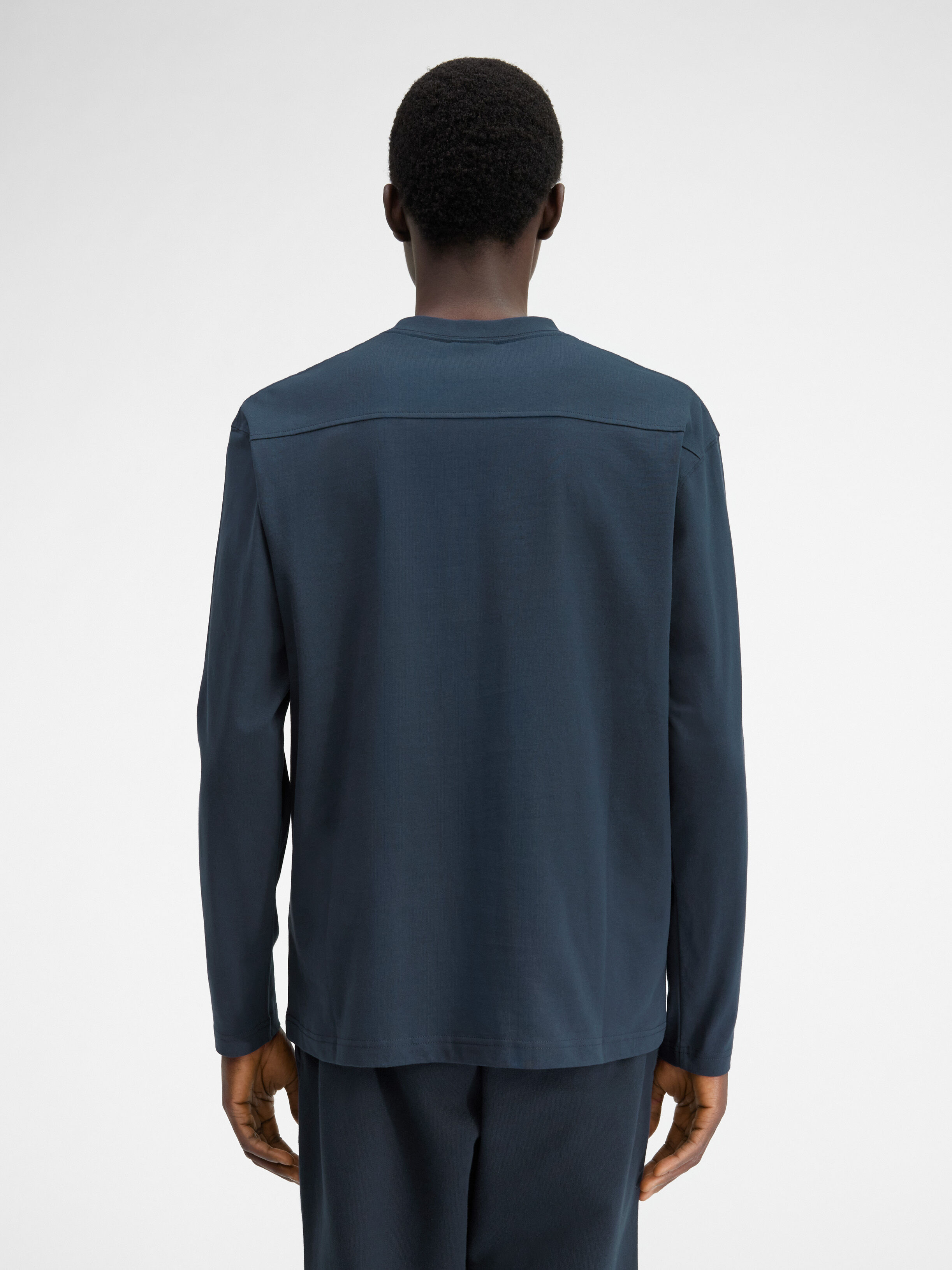Le t-shirt manches longues